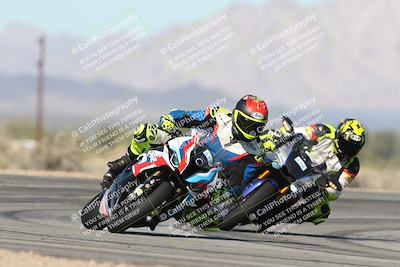 media/Jan-15-2026-Racers Edge (Thu) [[dfebeb70ab]]/2-A Group/Session 3 (Turn 16)/